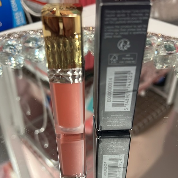 Dior Rouge Forever Liquid Lipstick Sequin - Intrigue - Picture 5 of 10